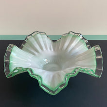 Load image into Gallery viewer, Green Victoria Frill Dish
