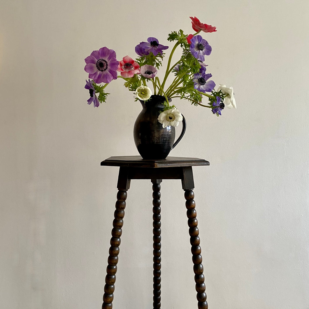 Dutch Bobbin Stand