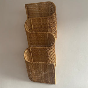 Wavy Wicker Magazine Rack