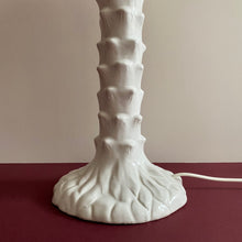 Load image into Gallery viewer, Mid Century Palm Lamp
