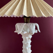 Load image into Gallery viewer, Mid Century Palm Lamp
