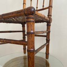 Charger l&#39;image dans la galerie, Faux Bamboo Chair
