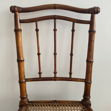 Charger l&#39;image dans la galerie, Faux Bamboo Chair
