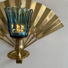 Load image into Gallery viewer, 1980s Brass Fan Sconces

