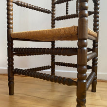Charger l&#39;image dans la galerie, Bobbin Arm Chair
